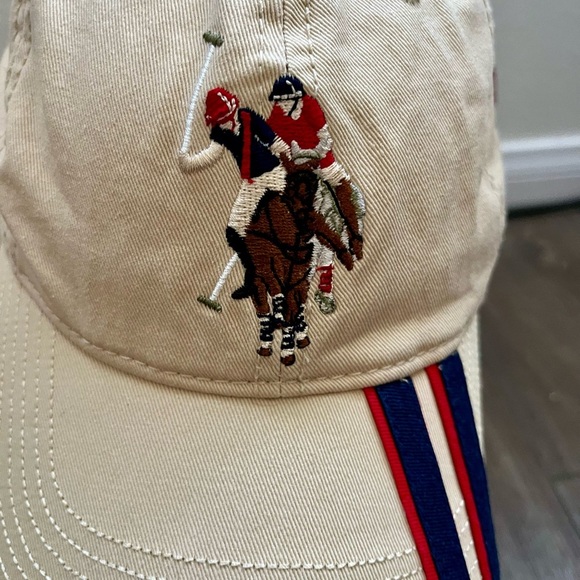 U.S. Polo Assn. Cream Cap with Red Embroidery - Picture 5 of 9